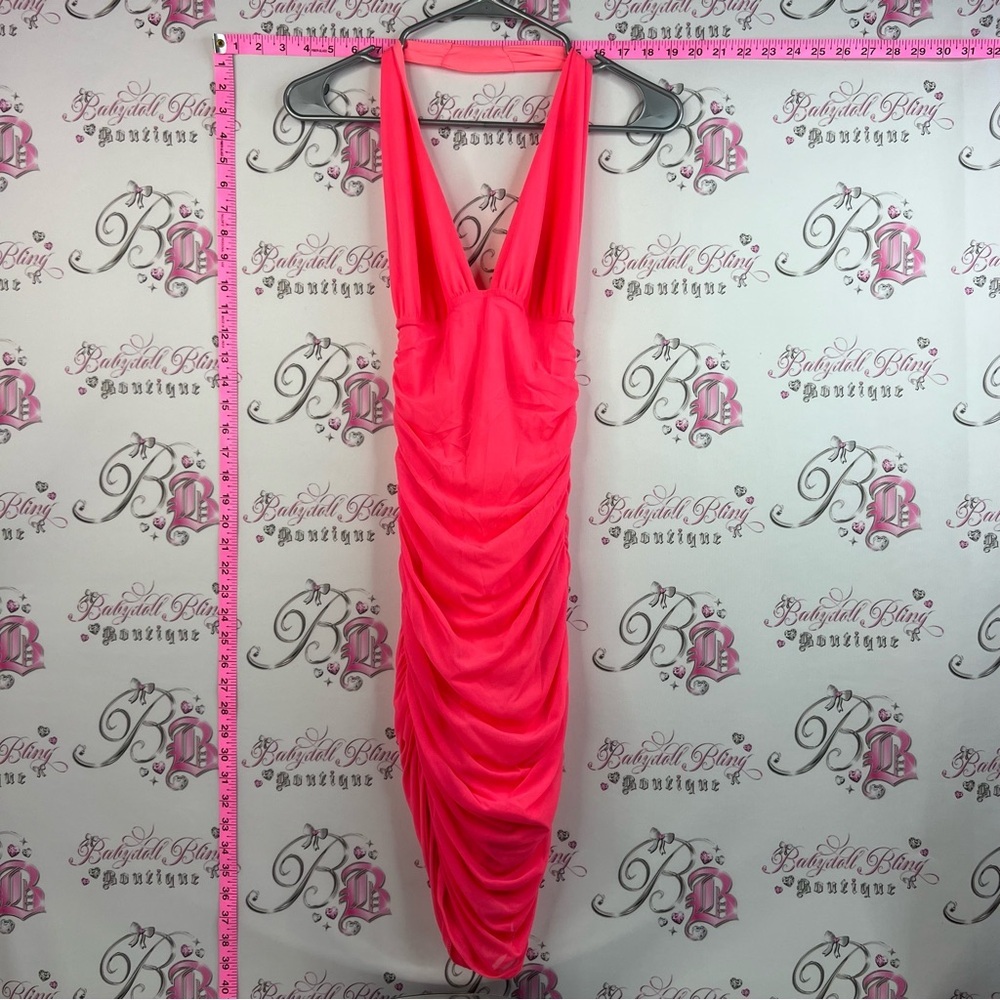 Guess dress neon pink bright Women’s Sleeveless Haltered Ruched Hot Pink Dress